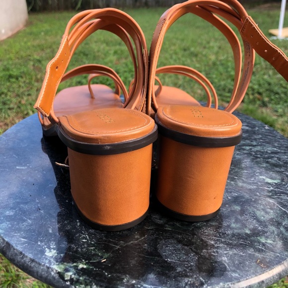 BCBGeneration Strap Sandals Sz. 9.5 NWOT - Picture 4 of 13